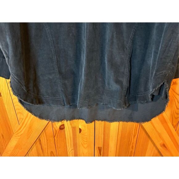 OFFLINE By Aerie Size M Corduroy Quarter Zip Shacket Shirt Black Oversized Raw n - Picture 2 of 7